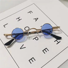 Load image into Gallery viewer, Vintage round sunglasses
