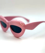 Load image into Gallery viewer, Fashion Inflated Cat-eye Sunglasses for kids Oversized Frame Sexy Lip Candy Color Glasses Trendy Designer Style

